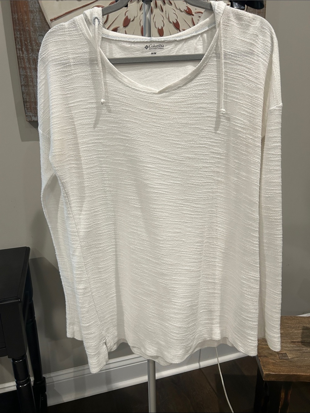 Columbia Women’s White Lightweight Hooded Pullover Top Size Medium